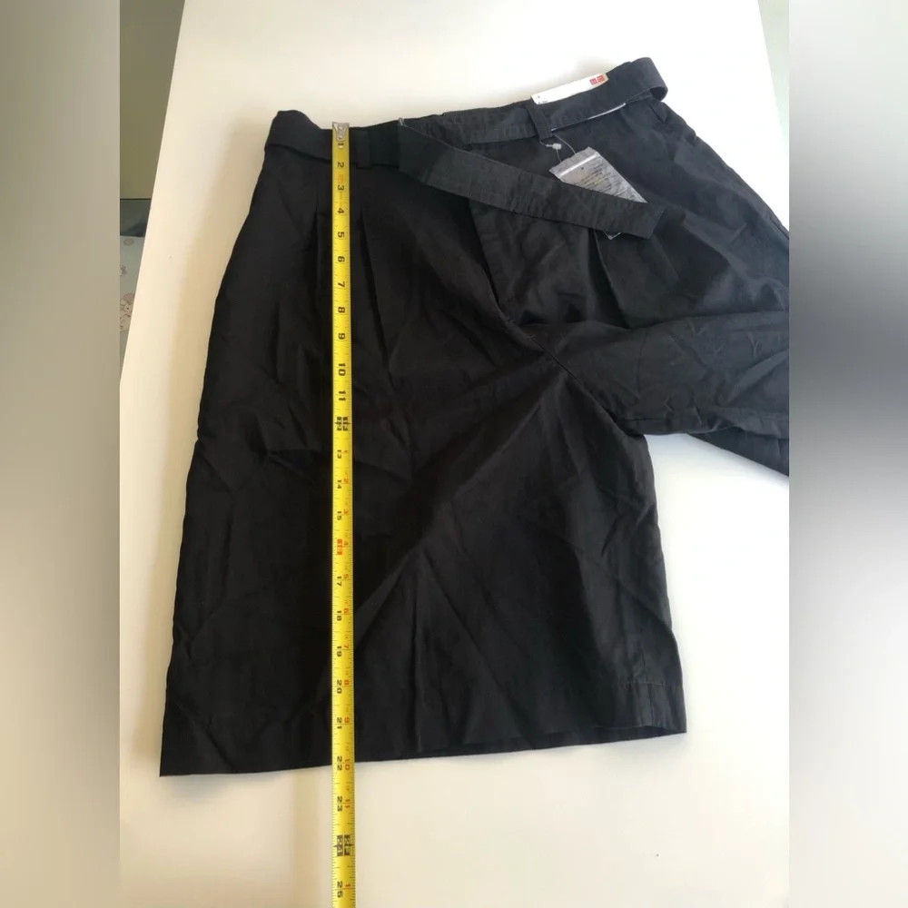 NWT! Uniqlo Womens Linen-Belted Culottes Size: M (28-29)